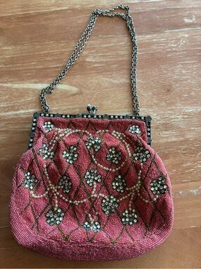 Beaded Pink Evening Clutch with Chain